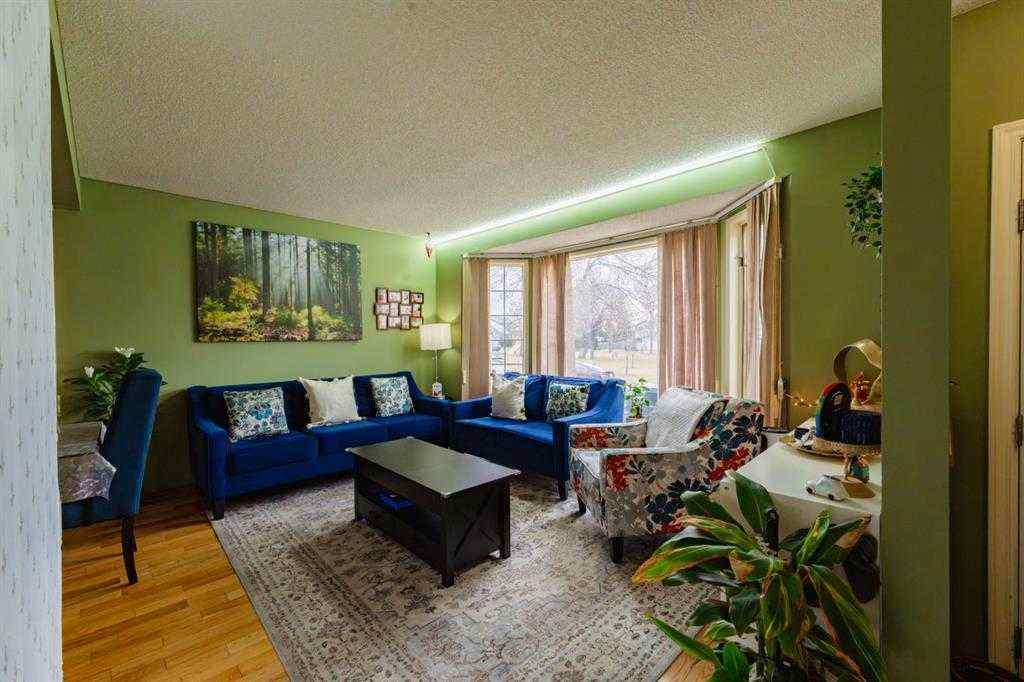 MLS® A2252167 - 24 Laguna Close NE in Monterey Park Calgary, Residential