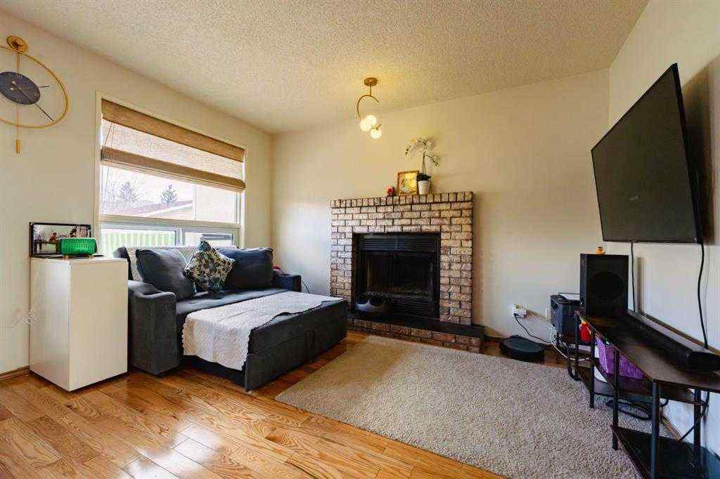 MLS® A2252167 - 24 Laguna Close NE in Monterey Park Calgary, Residential