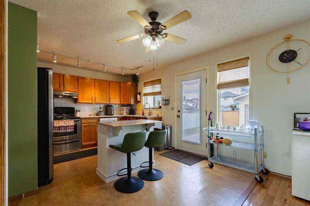 MLS® A2252167 - 24 Laguna Close NE in Monterey Park Calgary, Residential