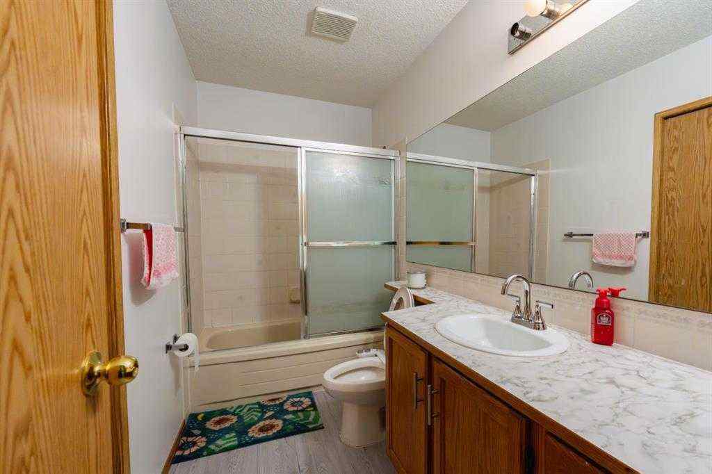 MLS® A2252167 - 24 Laguna Close NE in Monterey Park Calgary, Residential