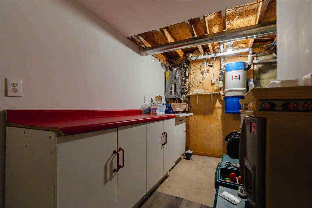 MLS® A2252167 - 24 Laguna Close NE in Monterey Park Calgary, Residential