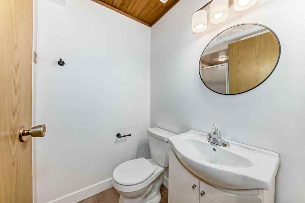 MLS® A2252173 - 7352 59 Avenue  in Glendale Park Estates Red Deer, Residential