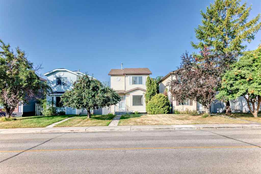 MLS® A2252173 - 7352 59 Avenue  in Glendale Park Estates Red Deer, Residential