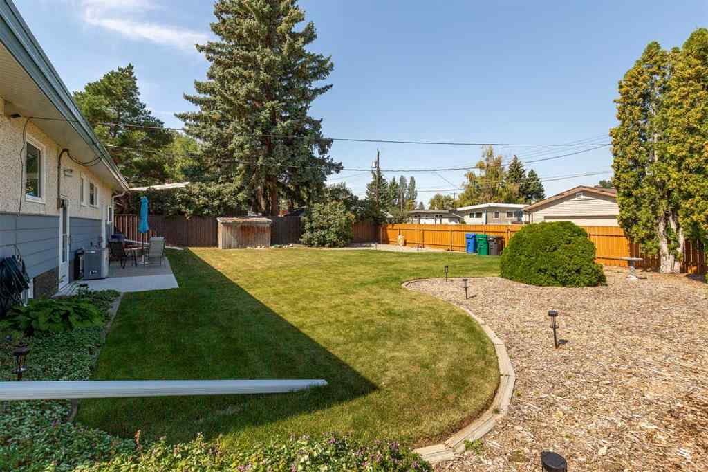 MLS® A2252174 - 1306 29 Street S in Lakeview Lethbridge, Residential