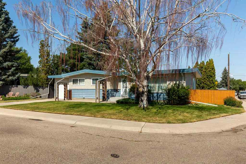 MLS® A2252174 - 1306 29 Street S in Lakeview Lethbridge, Residential
