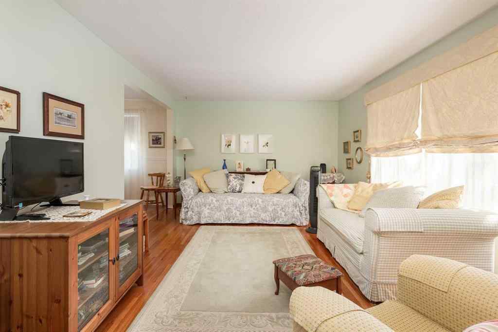 MLS® A2252174 - 1306 29 Street S in Lakeview Lethbridge, Residential