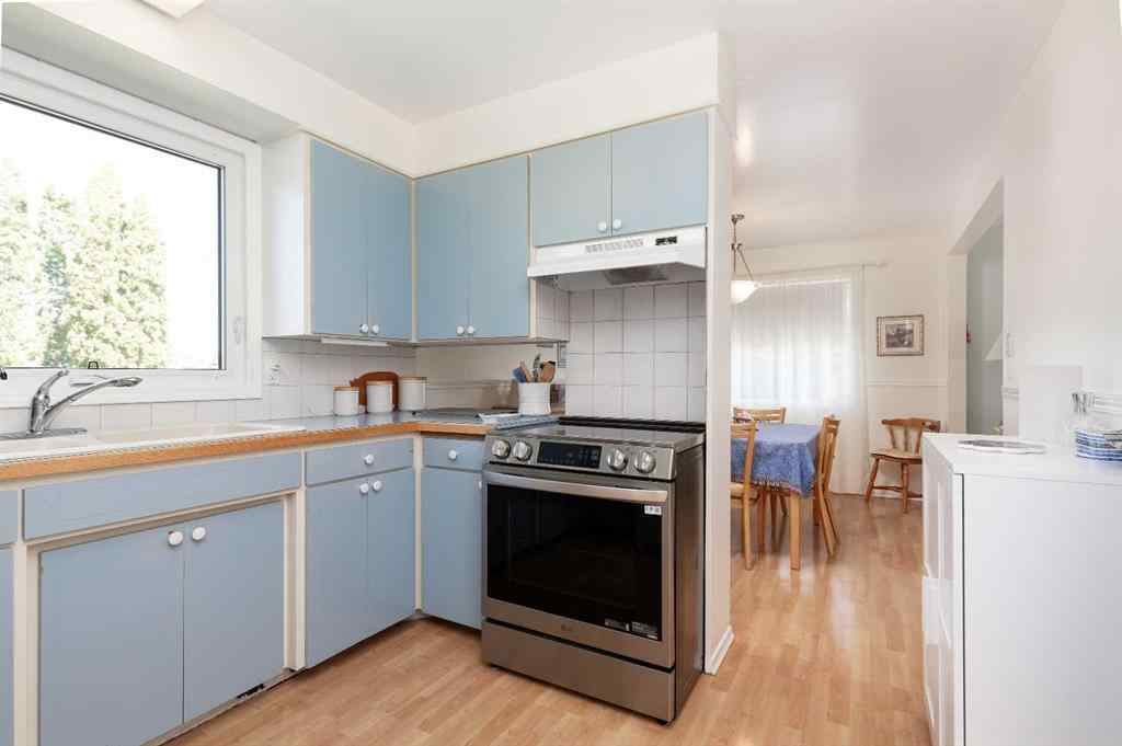 MLS® A2252174 - 1306 29 Street S in Lakeview Lethbridge, Residential