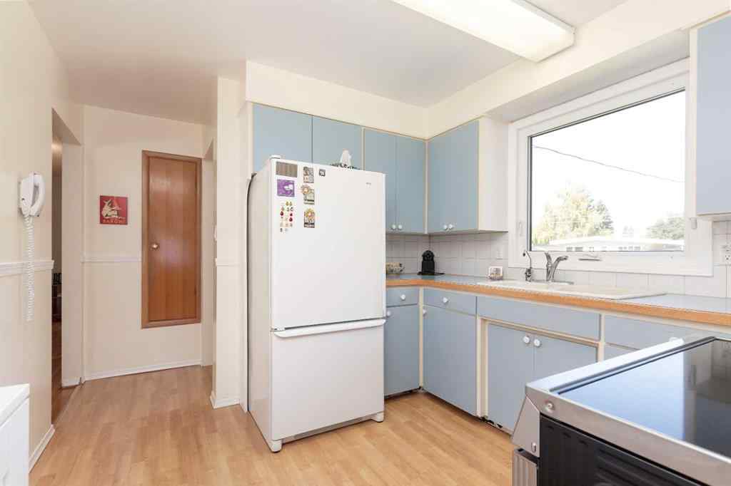 MLS® A2252174 - 1306 29 Street S in Lakeview Lethbridge, Residential