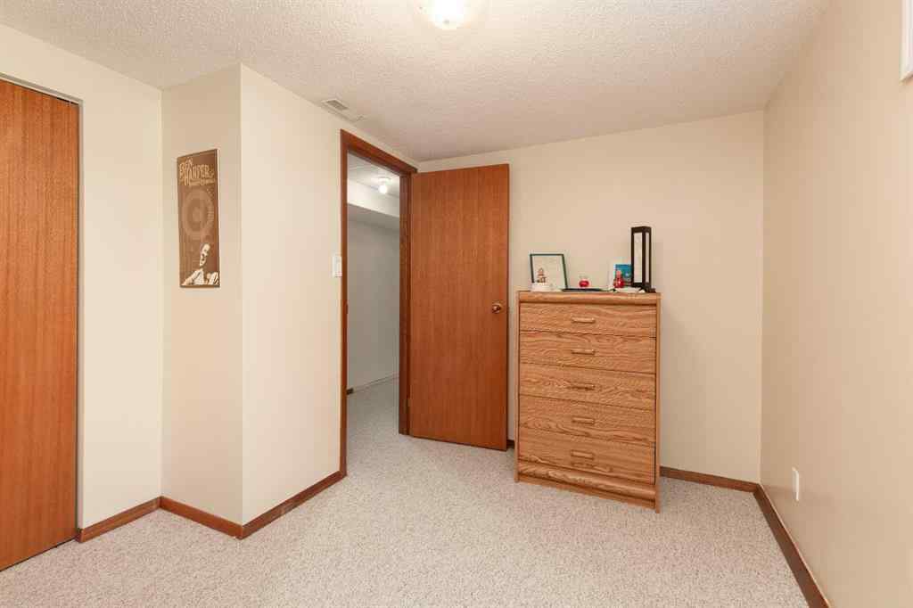 MLS® A2252174 - 1306 29 Street S in Lakeview Lethbridge, Residential