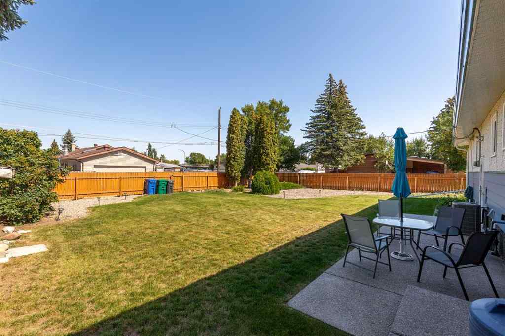 MLS® A2252174 - 1306 29 Street S in Lakeview Lethbridge, Residential