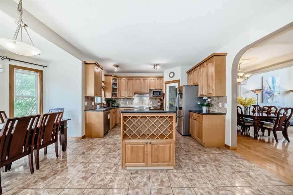 MLS® A2252175 - 42 West Cedar Point SW in West Springs Calgary, Residential