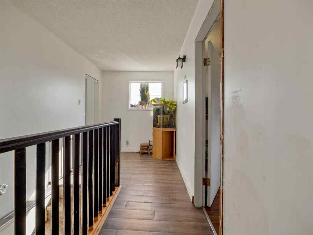 MLS® A2252177 - 5209 1 Street  in NONE Coalhurst, Residential