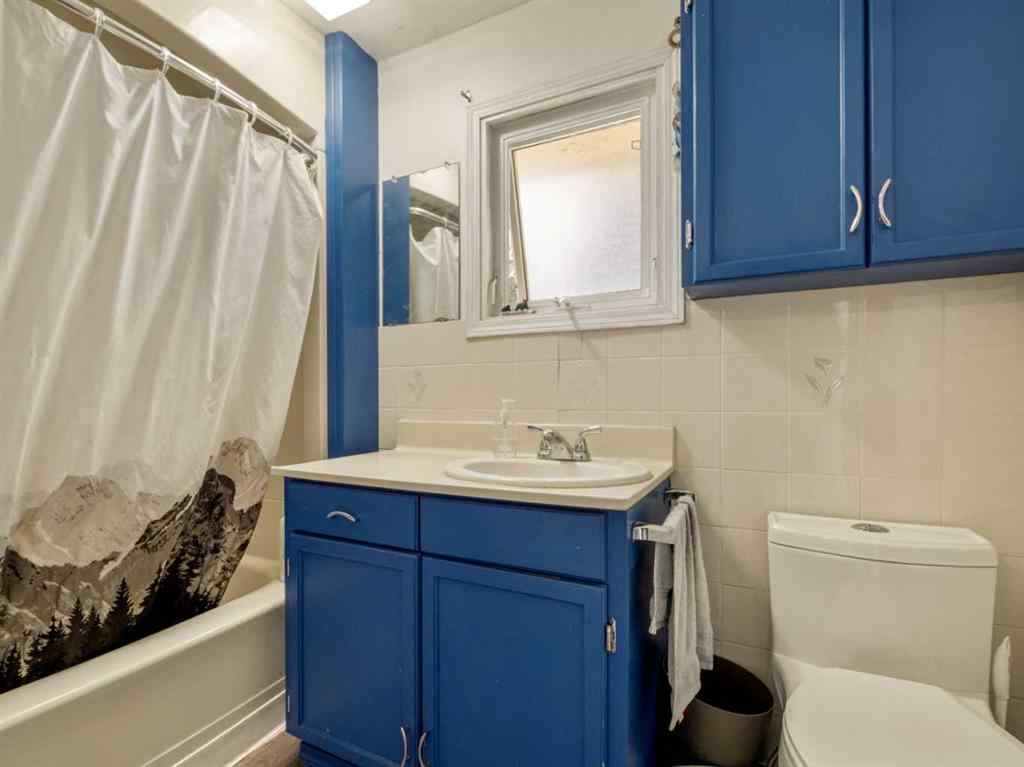 MLS® A2252177 - 5209 1 Street  in NONE Coalhurst, Residential