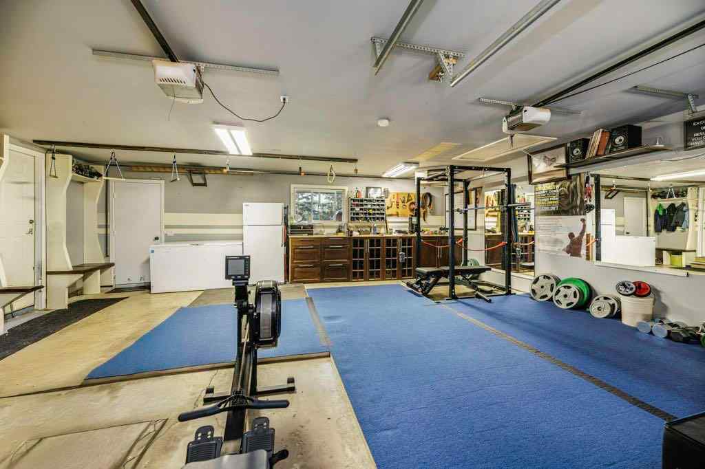 MLS® A2252182 - 33 FAIRWAY Drive  in Fairway Heights Lacombe, Residential