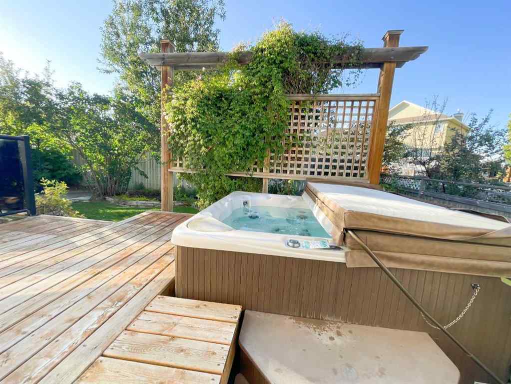 MLS® A2252184 - 345 Red Crow Boulevard W in Indian Battle Heights Lethbridge, Residential