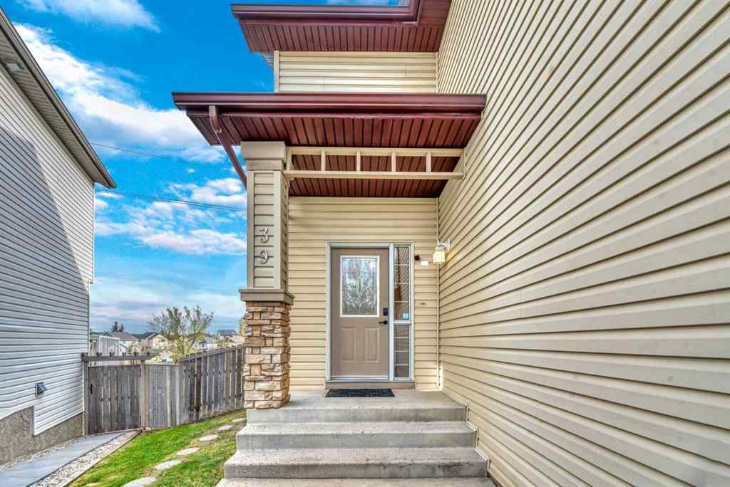 MLS® A2252189 - 39 Everstone Rise SW in Evergreen Calgary, Residential