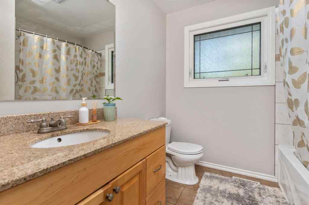 MLS® A2252196 - 6401 44B Avenue  in Marler Camrose, Residential