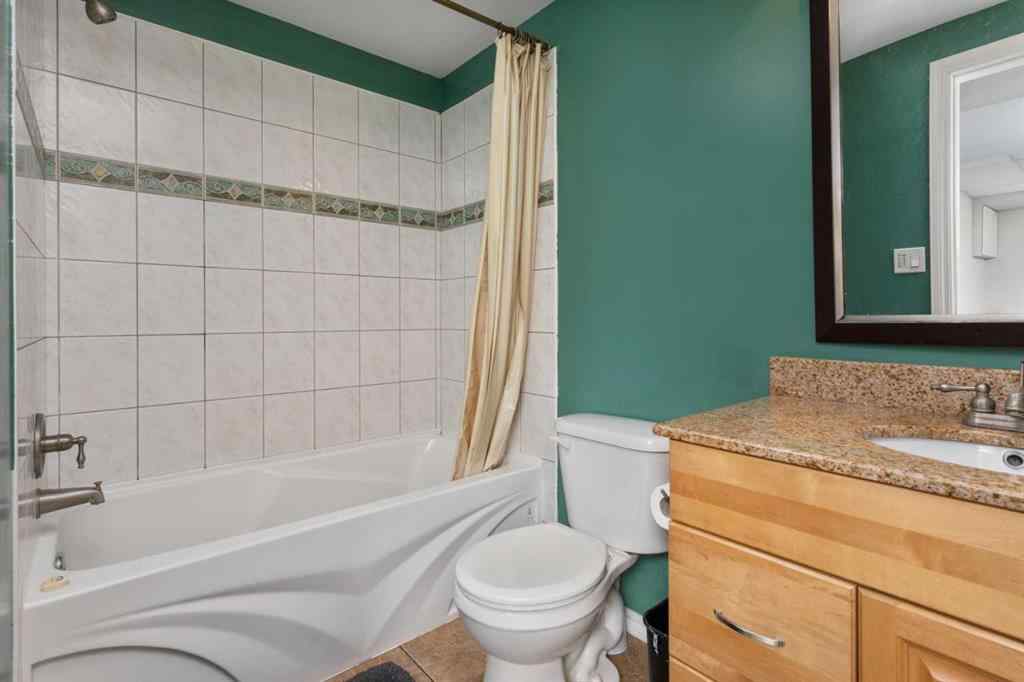 MLS® A2252196 - 6401 44B Avenue  in Marler Camrose, Residential