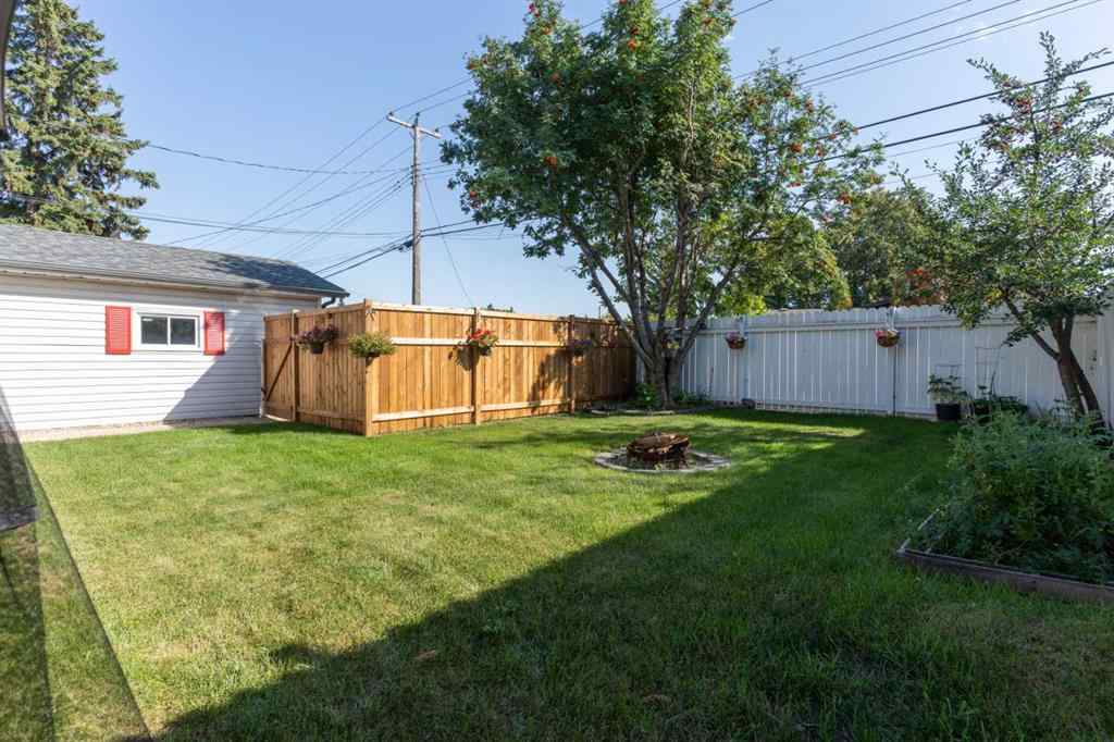 MLS® A2252196 - 6401 44B Avenue  in Marler Camrose, Residential