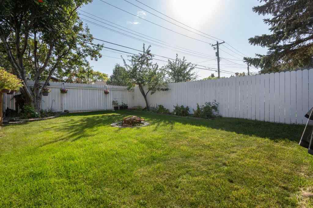 MLS® A2252196 - 6401 44B Avenue  in Marler Camrose, Residential