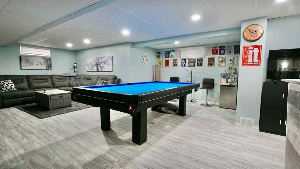MLS® A2252200 - 10325 83 Street  in Saddleback Ridge Peace River, Residential