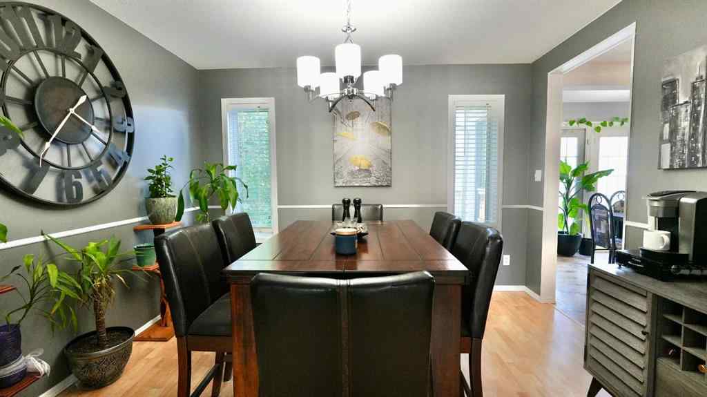MLS® A2252200 - 10325 83 Street  in Saddleback Ridge Peace River, Residential