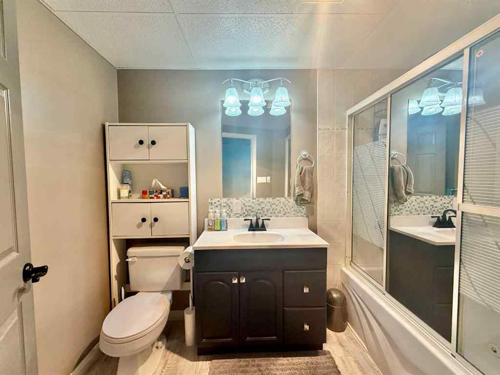 MLS® A2252200 - 10325 83 Street  in Saddleback Ridge Peace River, Residential