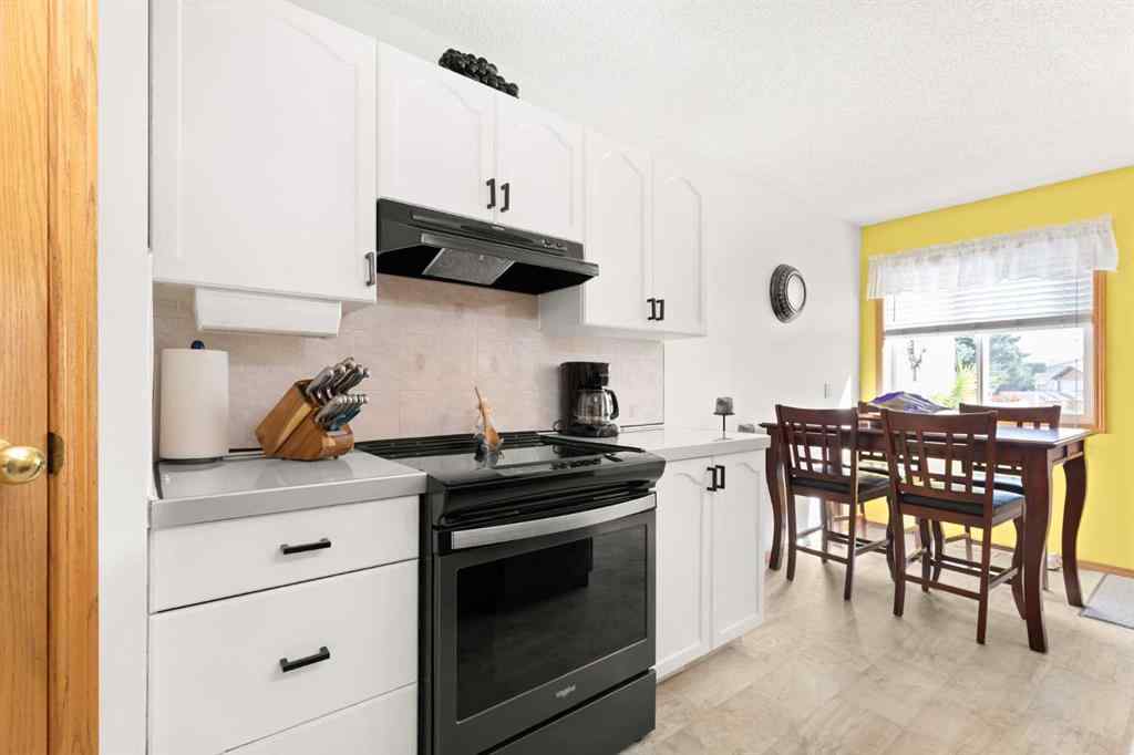 MLS® A2252202 - Unit #308 165 South Ridge Drive SE in SE Southridge Medicine Hat, Residential