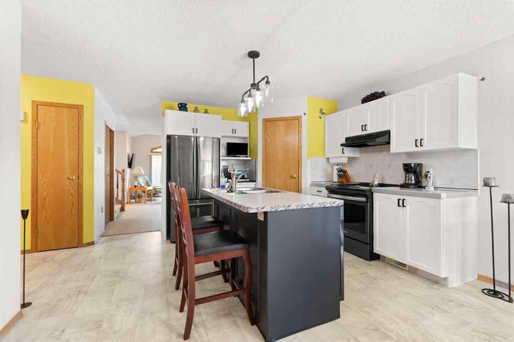 MLS® A2252202 - Unit #308 165 South Ridge Drive SE in SE Southridge Medicine Hat, Residential