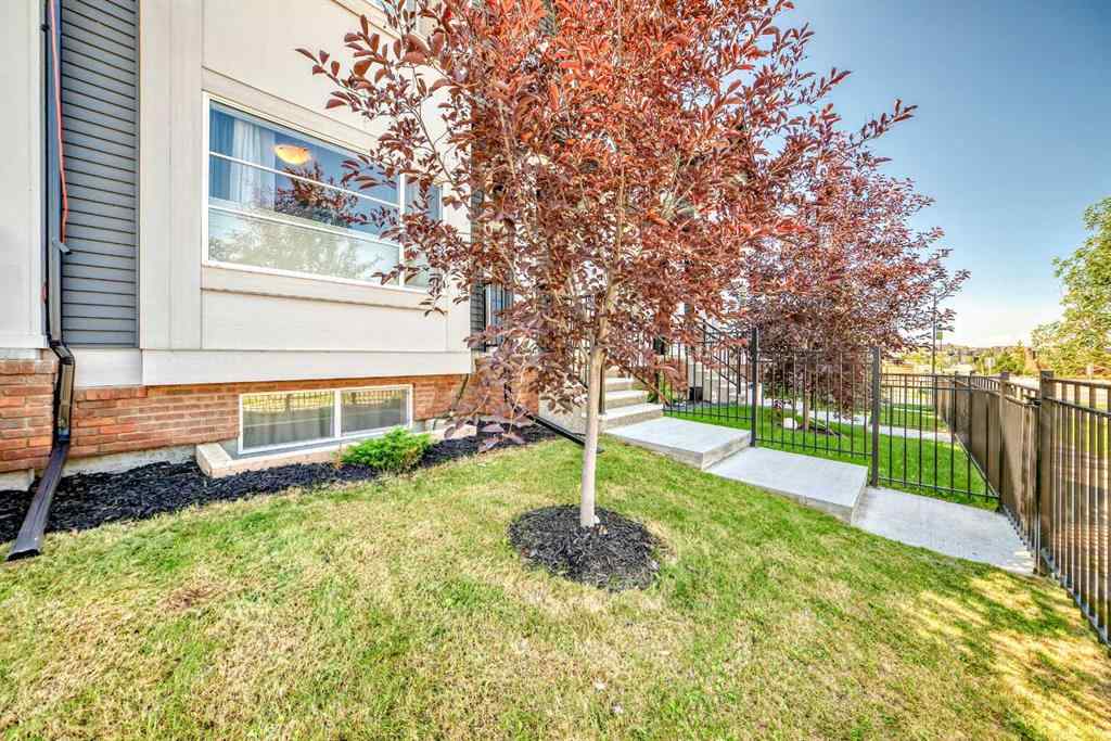 MLS® A2252207 - 1035 Lanark Boulevard SE in Lanark Airdrie, Residential