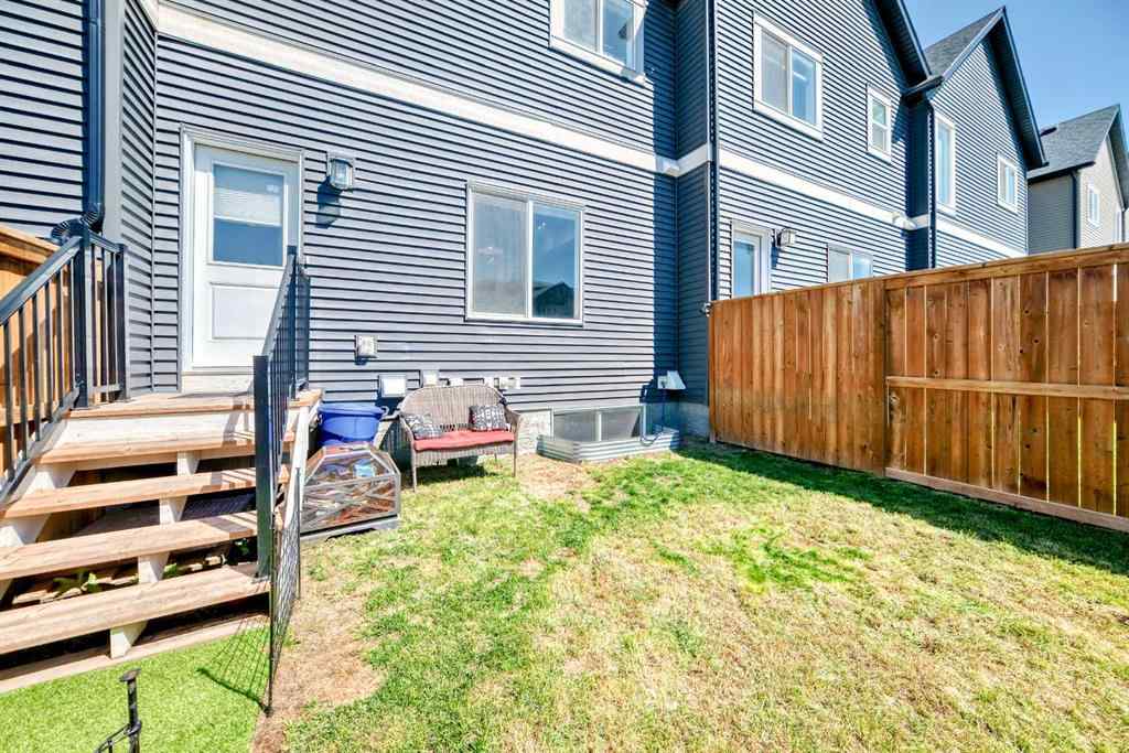 MLS® A2252207 - 1035 Lanark Boulevard SE in Lanark Airdrie, Residential