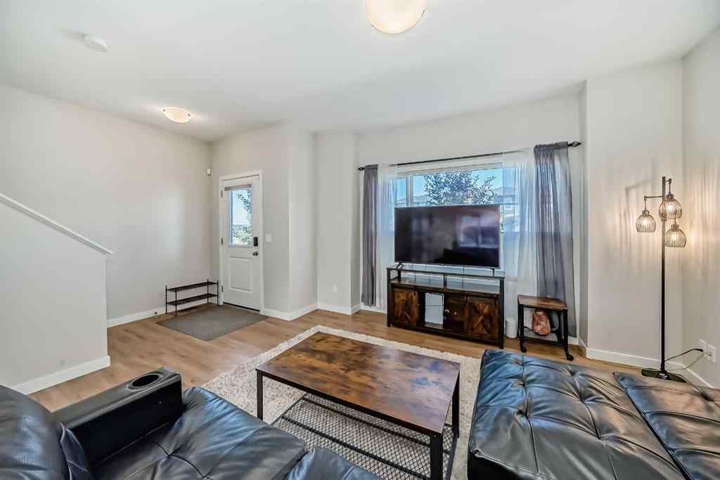 MLS® A2252207 - 1035 Lanark Boulevard SE in Lanark Airdrie, Residential