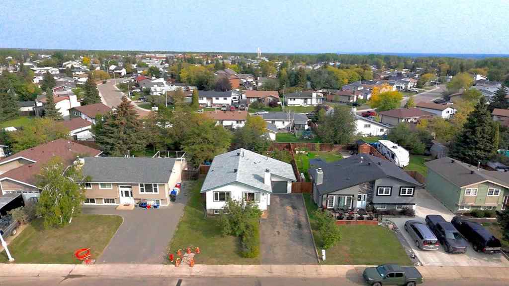 MLS® A2252213 - 213 Ermine Crescent  in Thickwood Fort McMurray, Residential