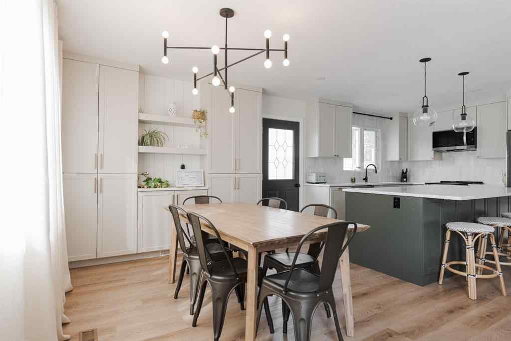MLS® A2252213 - 213 Ermine Crescent  in Thickwood Fort McMurray, Residential