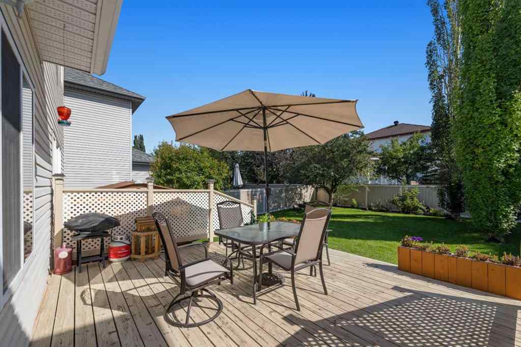 MLS® A2252217 - 228 Douglas Ridge Close SE in Douglasdale/Glen Calgary, Residential