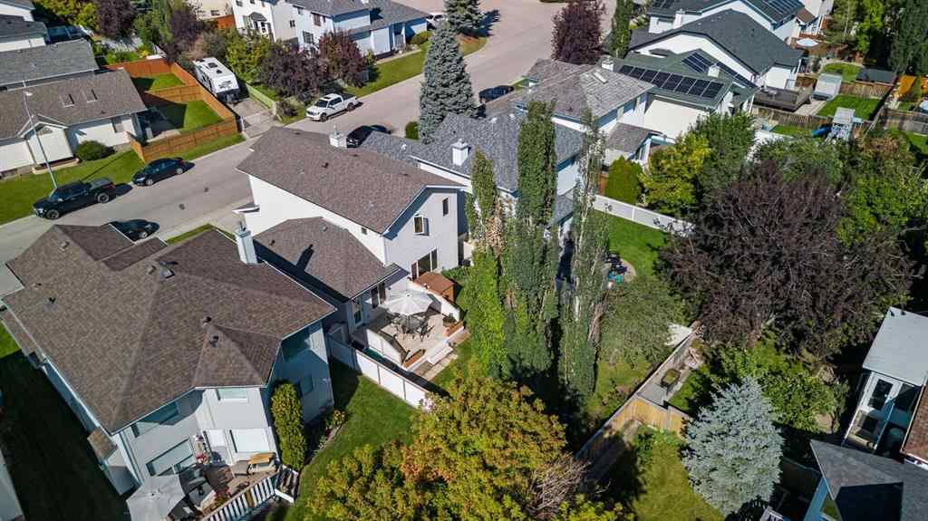MLS® A2252217 - 228 Douglas Ridge Close SE in Douglasdale/Glen Calgary, Residential