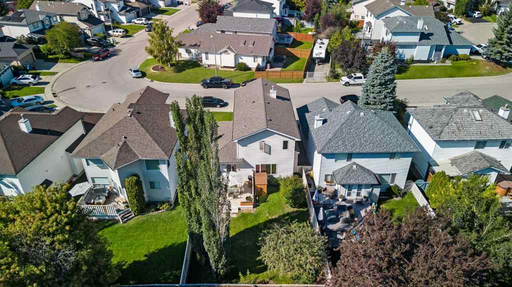 MLS® A2252217 - 228 Douglas Ridge Close SE in Douglasdale/Glen Calgary, Residential
