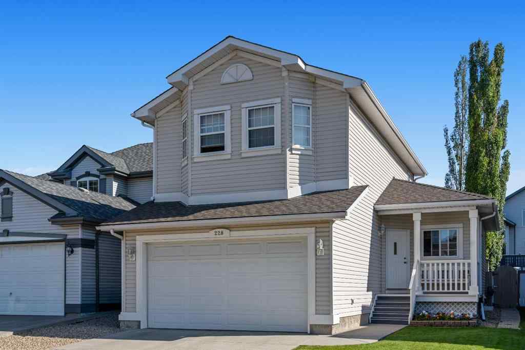 MLS® A2252217 - 228 Douglas Ridge Close SE in Douglasdale/Glen Calgary, Residential