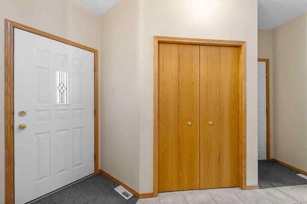 MLS® A2252217 - 228 Douglas Ridge Close SE in Douglasdale/Glen Calgary, Residential