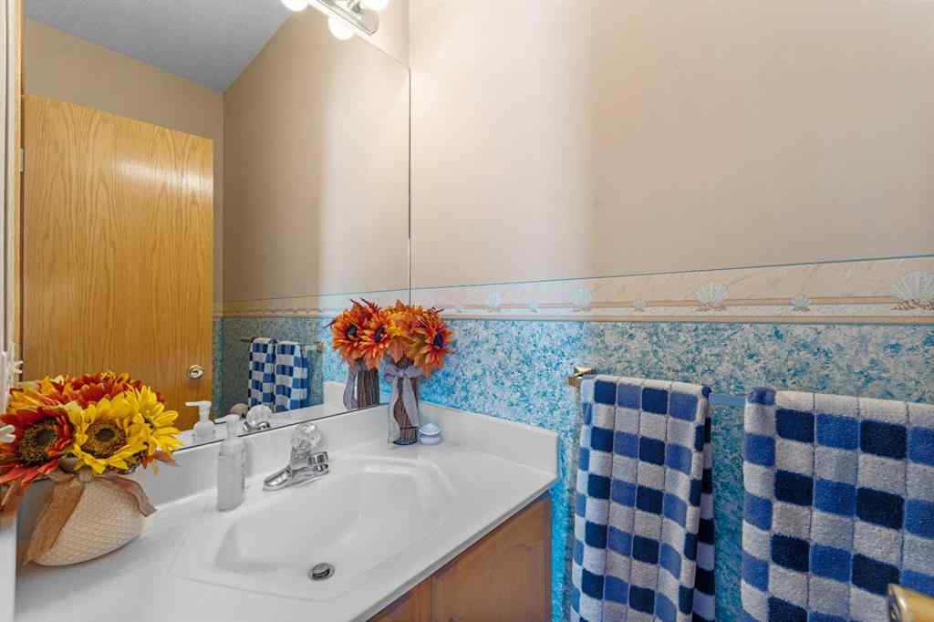 MLS® A2252217 - 228 Douglas Ridge Close SE in Douglasdale/Glen Calgary, Residential