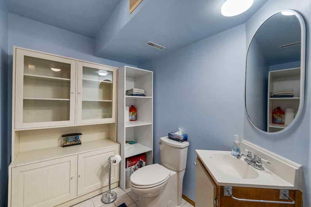 MLS® A2252217 - 228 Douglas Ridge Close SE in Douglasdale/Glen Calgary, Residential