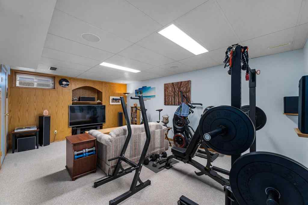 MLS® A2252217 - 228 Douglas Ridge Close SE in Douglasdale/Glen Calgary, Residential