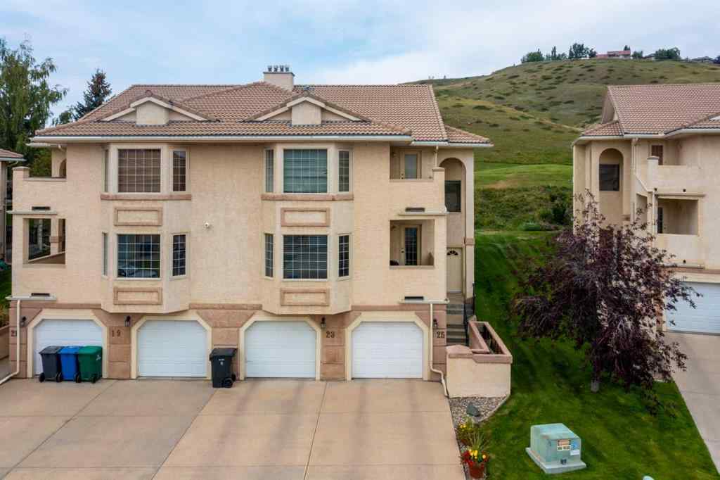 MLS® A2252225 - 25 Canyon Court W in Paradise Canyon Lethbridge, Residential