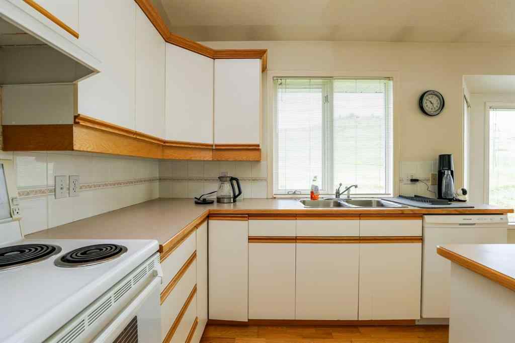 MLS® A2252225 - 25 Canyon Court W in Paradise Canyon Lethbridge, Residential