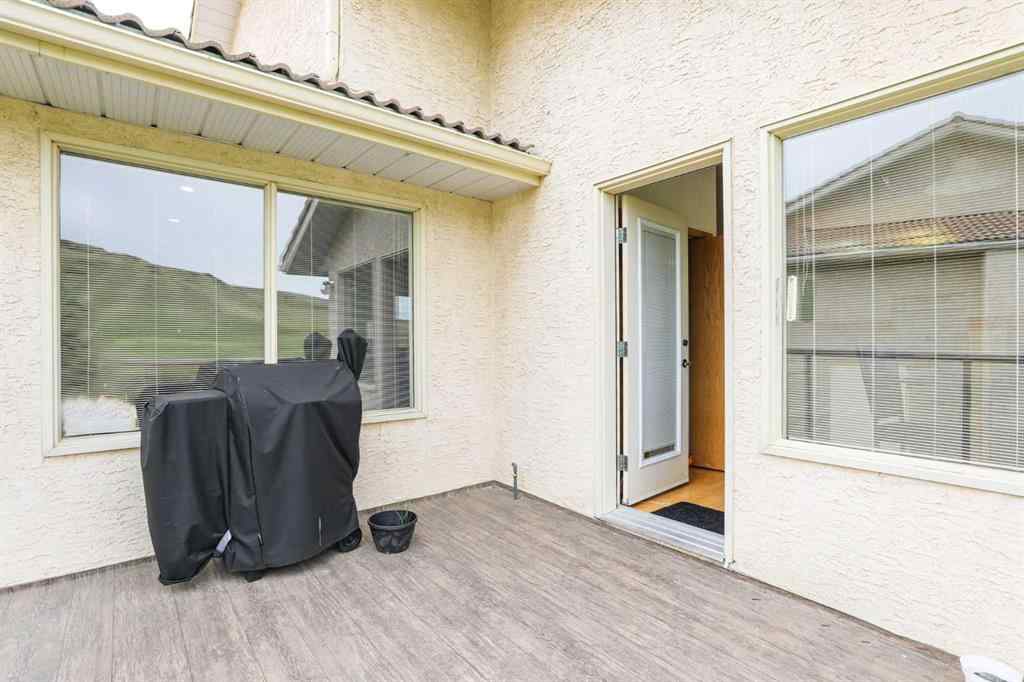 MLS® A2252225 - 25 Canyon Court W in Paradise Canyon Lethbridge, Residential