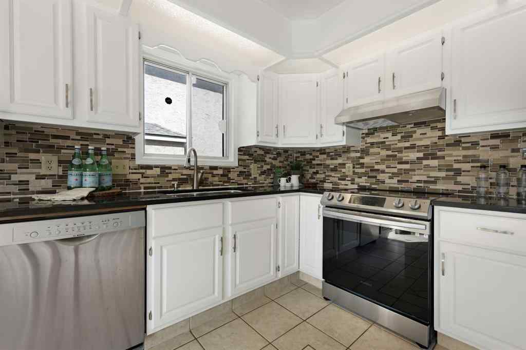 MLS® A2252237 - 49 Hawktree Circle NW in Hawkwood Calgary, Residential