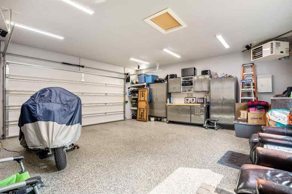 MLS® A2252246 - 91 Hillcrest Close SW in Hillcrest Airdrie, Residential