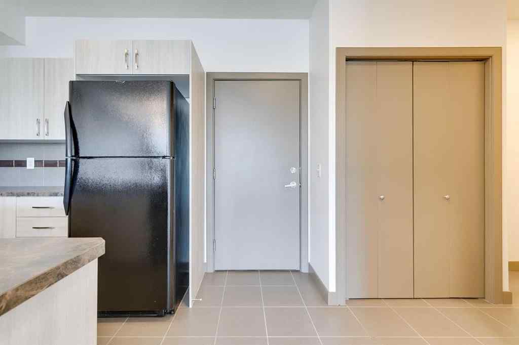 MLS® A2252247 - Unit #210 2420 34 Avenue SW in South Calgary Calgary, Residential