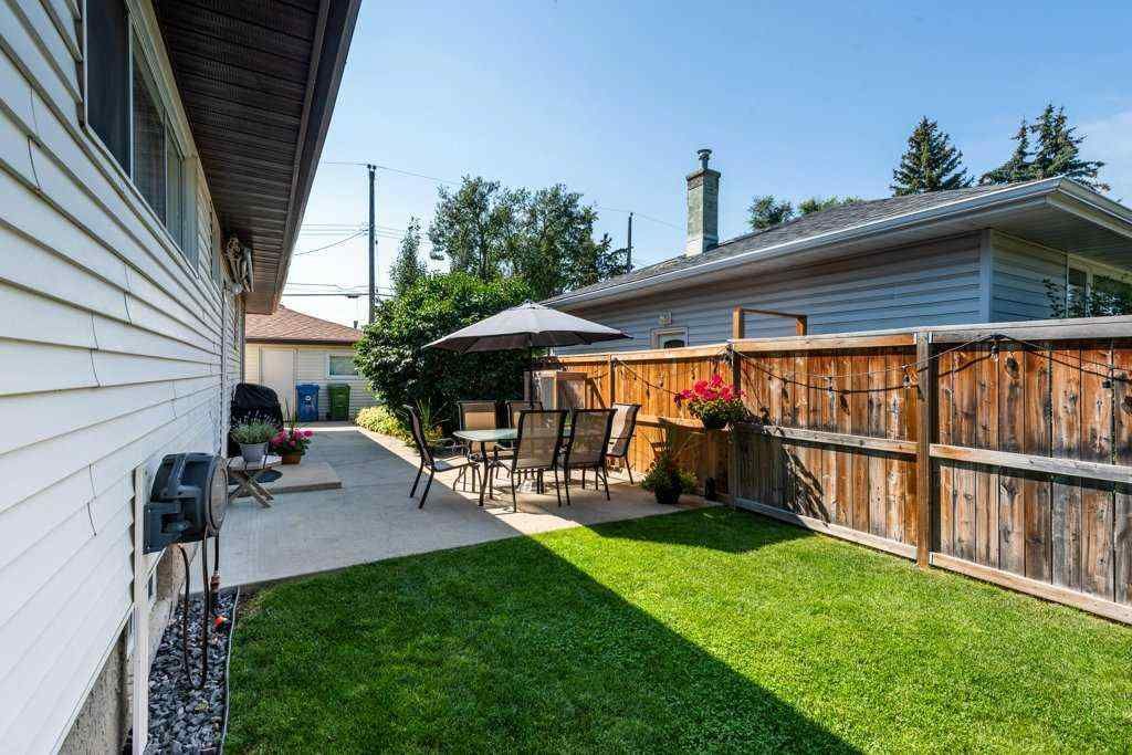 MLS® A2252248 - 2603 38 Street SW in Glendale Calgary, Residential