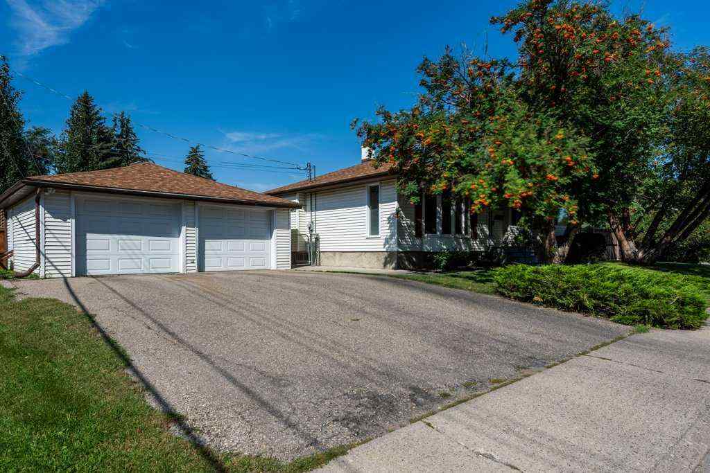 MLS® A2252248 - 2603 38 Street SW in Glendale Calgary, Residential